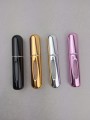Atomizer do perfum podróżny z rozpylaczem 5 ml - różowy - zdjęcie 8