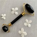 Roller jadeitowy i Gua Sha w pudełku - czarny - zdjęcie 6