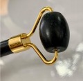 Roller jadeitowy i Gua Sha w pudełku - czarny - zdjęcie 8